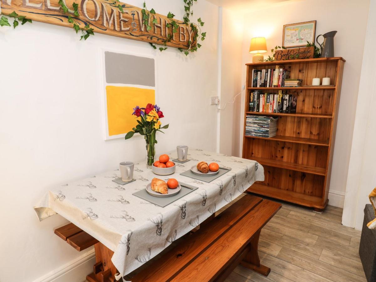 Apartament The Surfers Bolt Hole Whitby Zewnętrze zdjęcie